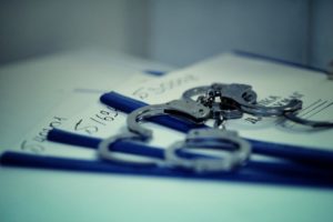 bBzYMaNP0uU-300x200 Ідеї для квест кімнат, побудовані на дослідженнях, що змінили світ