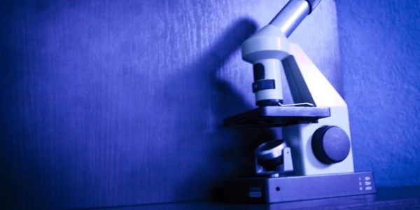 UYdbezcZenE-600x300 Лаборатория профессора!